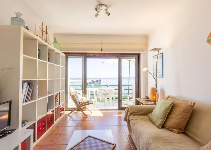 Concha Mar Com Vista Sobre A Baia * 상 마르티뇨 두 포르투